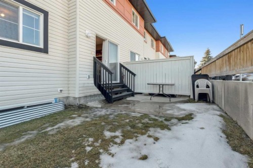 110 Eversyde Common Sw, Calgary, AB - Outdoor With Exterior