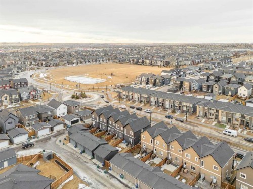 1027 Lanark Boulevard Se, Airdrie, AB - Outdoor With View