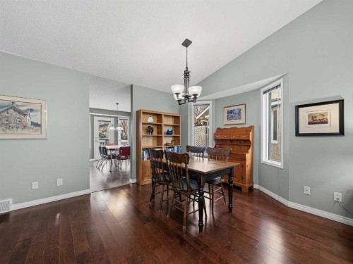 301 Arbour Cliff Close Nw, Calgary, AB - Indoor Photo Showing Dining Room