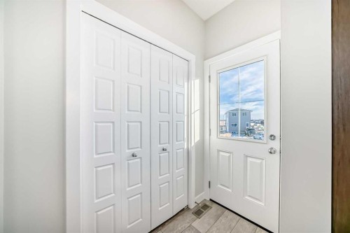 241 Bridgeport Gate, Chestermere, AB - Indoor Photo Showing Other Room