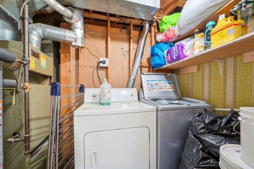 6120 18 Avenue Ne, Calgary, AB - Indoor Photo Showing Laundry Room