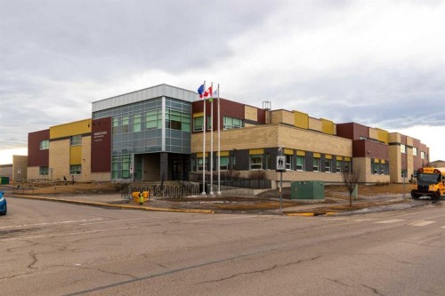 16 Fireside Way, Cochrane, AB - Outdoor