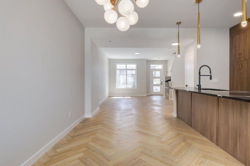 780 Sora Boulevard Se, Calgary, AB - Indoor