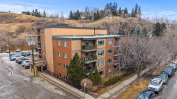 103-728 3 Avenue NW Calgary, AB T2N 0J1
