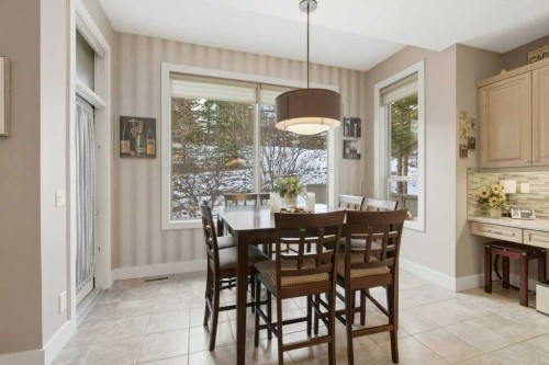 247 St Moritz Drive Sw, Calgary, AB - Indoor Photo Showing Dining Room
