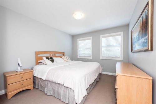 67 Auburn Sound Manor Se, Calgary, AB - Indoor Photo Showing Bedroom