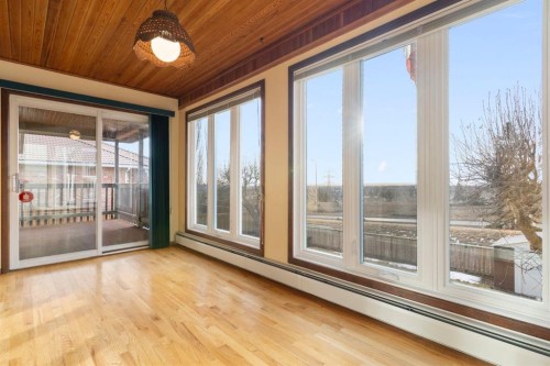 39 Coach Gate Way Sw, Calgary, AB - Outdoor With Deck Patio Veranda With Exterior