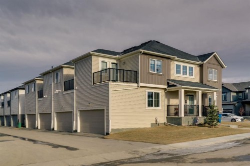 4 Southwinds Gate Sw, Airdrie, AB - Outdoor