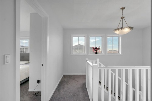 4 Southwinds Gate Sw, Airdrie, AB - Indoor Photo Showing Other Room