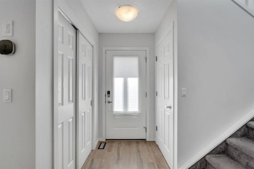 4 Southwinds Gate Sw, Airdrie, AB - Indoor Photo Showing Other Room