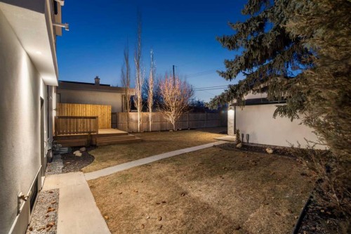 3531 Spruce Drive Sw, Calgary, AB - Outdoor