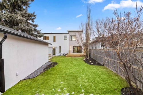 3531 Spruce Drive Sw, Calgary, AB - Outdoor