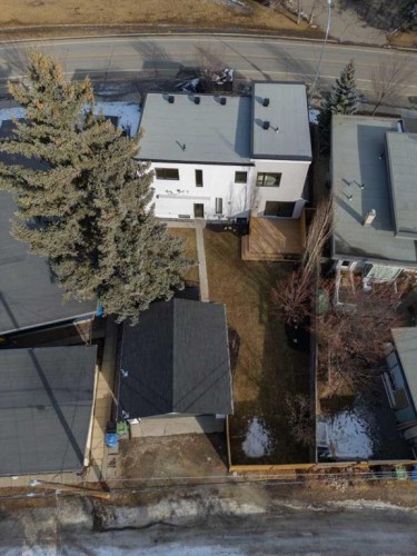 3531 Spruce Drive Sw, Calgary, AB - Outdoor