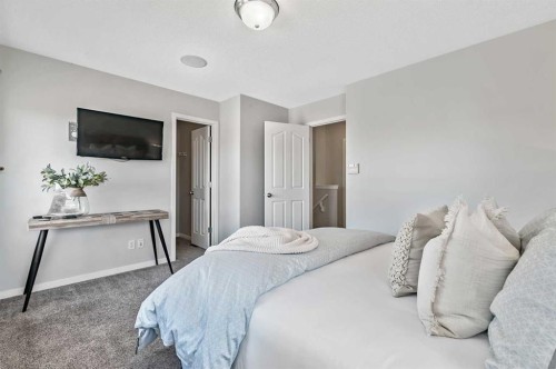 6 Autumn Green Se, Calgary, AB - Indoor Photo Showing Bedroom