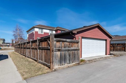 6 Autumn Green Se, Calgary, AB - Outdoor