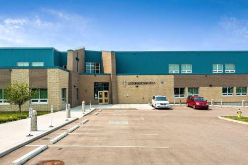 6 Autumn Green Se, Calgary, AB - Outdoor