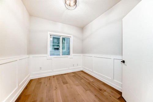 508 Heritage Boulevard, Cochrane, AB - Indoor Photo Showing Other Room