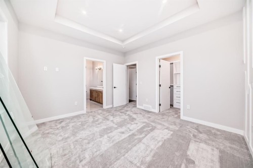 508 Heritage Boulevard, Cochrane, AB - Indoor Photo Showing Other Room