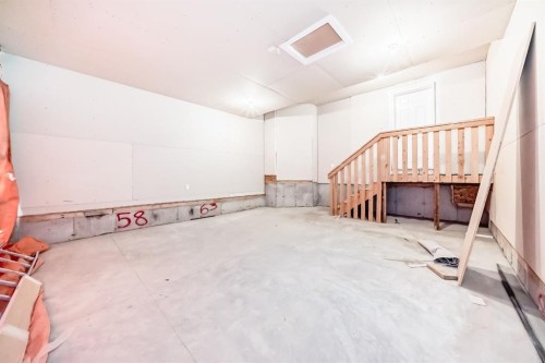 508 Heritage Boulevard, Cochrane, AB - Indoor