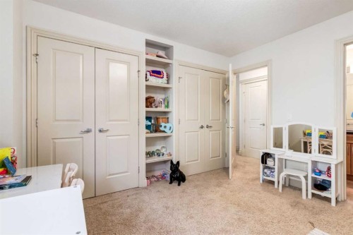 1-2413 2 Avenue Nw, Calgary, AB - Indoor