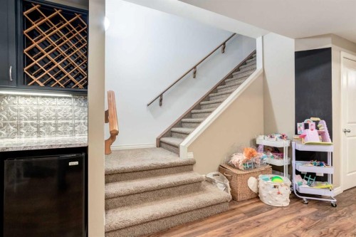 1-2413 2 Avenue Nw, Calgary, AB - Indoor Photo Showing Other Room