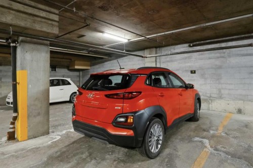 225-2425 90 Avenue Sw, Calgary, AB - Indoor Photo Showing Garage