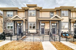 576 Mckenzie Towne Drive SE Calgary, AB T2Z 1C7