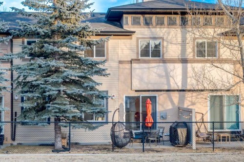142 Eversyde Common Sw, Calgary, AB - Outdoor