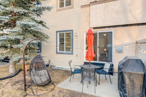 142 Eversyde Common Sw, Calgary, AB - Outdoor With Exterior