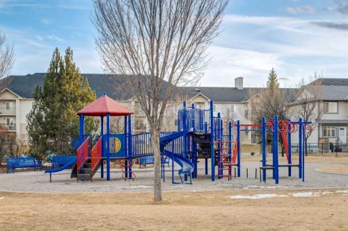142 Eversyde Common Sw, Calgary, AB - Outdoor