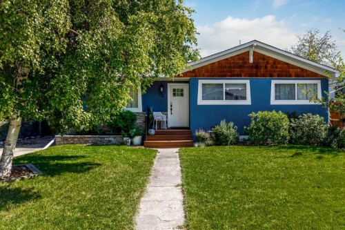 32 Sinclair Crescent Sw, Calgary, AB - Outdoor