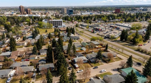 32 Sinclair Crescent Sw, Calgary, AB - Outdoor With View