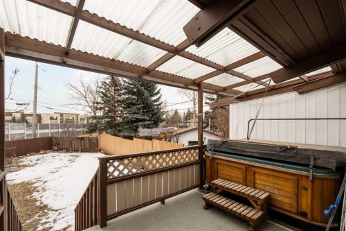 15 A Arlington Bay Se, Calgary, AB - Outdoor