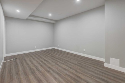 42 Sage Meadows Terrace Nw, Calgary, AB - Indoor Photo Showing Other Room
