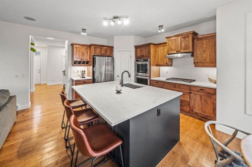 39 Wentworth Manor Sw, Calgary, AB - Indoor Photo Showing Kitchen With Stainless Steel Kitchen