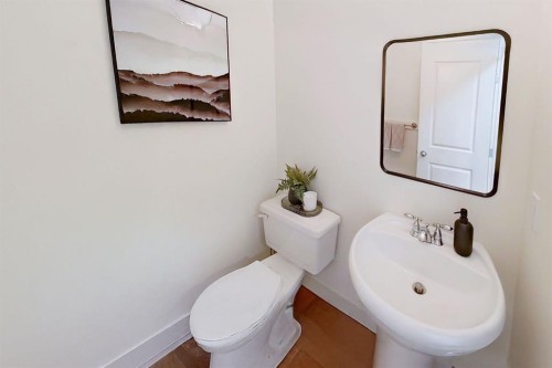 39 Wentworth Manor Sw, Calgary, AB - Indoor Photo Showing Bathroom