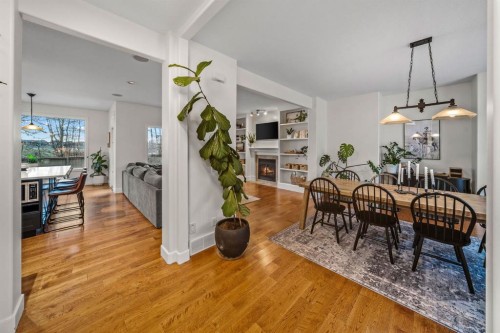 39 Wentworth Manor Sw, Calgary, AB - Indoor Photo Showing Dining Room