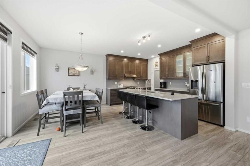 717 Windrow Manor Sw, Airdrie, AB 