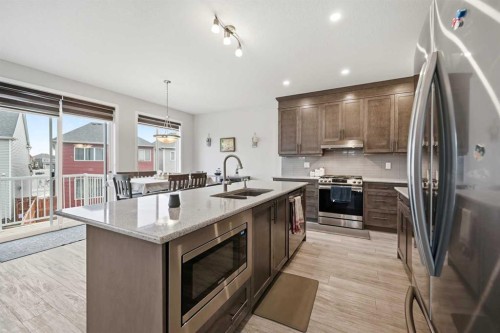 717 Windrow Manor Sw, Airdrie, AB 