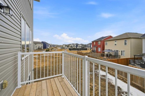 717 Windrow Manor Sw, Airdrie, AB 