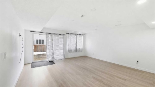 717 Windrow Manor Sw, Airdrie, AB 