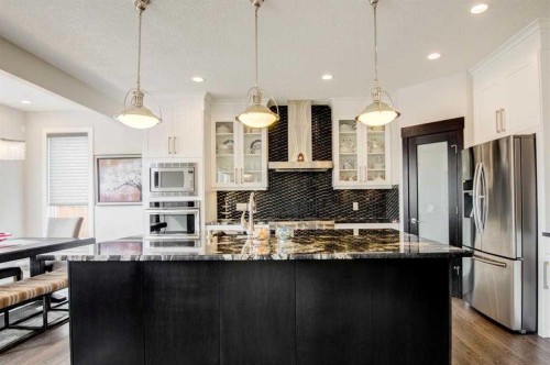 53 Sherwood Square Nw, Calgary, AB 