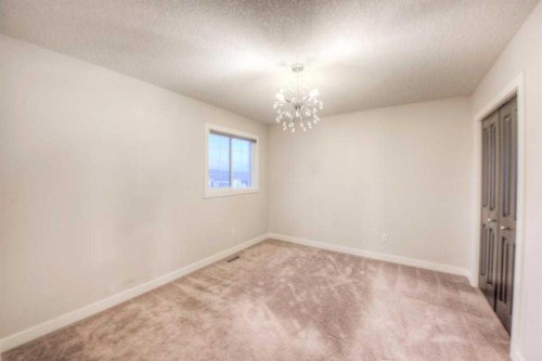 53 Sherwood Square Nw, Calgary, AB 