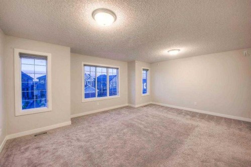 53 Sherwood Square Nw, Calgary, AB 