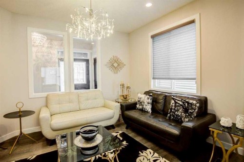 53 Sherwood Square Nw, Calgary, AB 