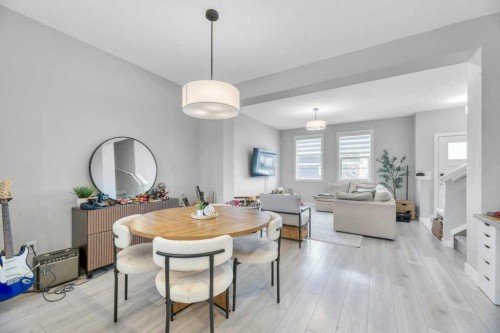 121 Dawson Circle, Chestermere, AB - Indoor Photo Showing Dining Room