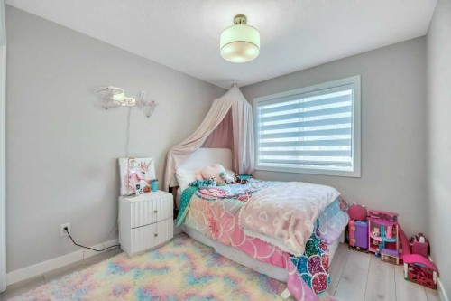 121 Dawson Circle, Chestermere, AB - Indoor Photo Showing Bedroom