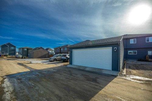 747 Creekside Boulevard Sw, Calgary, AB - Outdoor