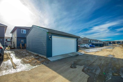 747 Creekside Boulevard Sw, Calgary, AB - Outdoor