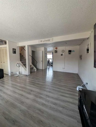 272 Abinger Crescent Ne, Calgary, AB - Indoor